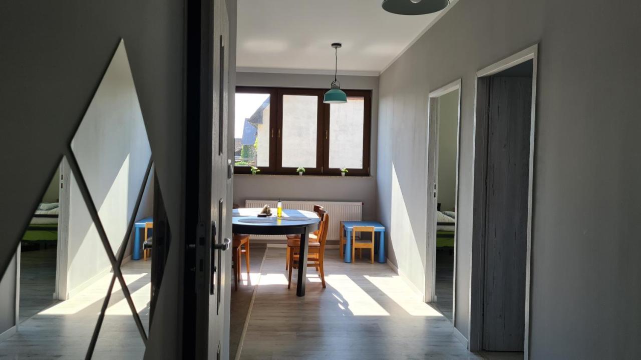 Urocze Apartamenty Na Wsi Goledzinow Esterno foto