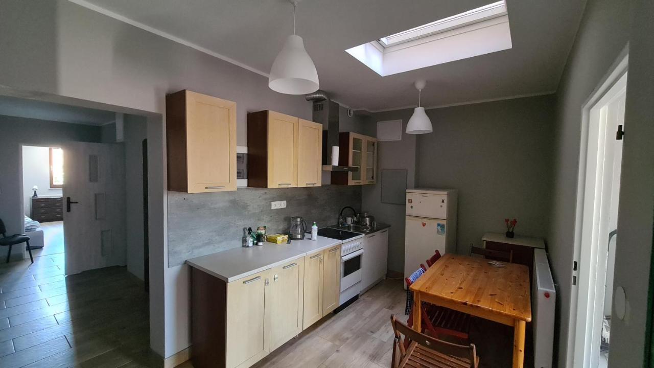 Urocze Apartamenty Na Wsi Goledzinow Esterno foto