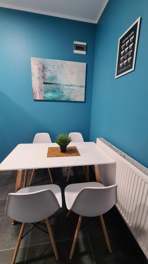 Urocze Apartamenty Na Wsi Goledzinow Esterno foto