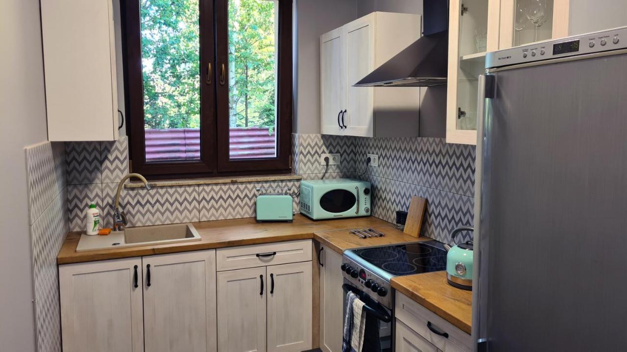 Urocze Apartamenty Na Wsi Goledzinow Esterno foto